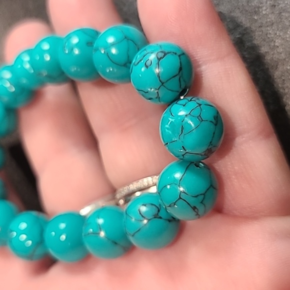 Beautiful handmade grass turquoise bracelet - Picture 3 of 3